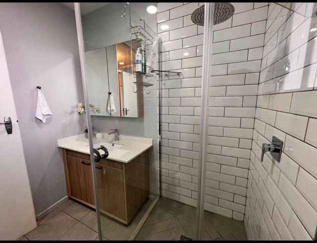 1 BEDROOM APARTMENT FOR SALE IN SANDOWN